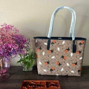 Coach City Tote In Signature Canvas With Halloween Print